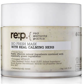 Moisturizing face mask for oily skin refreshing soothing herbal mask for acne prone skin natural products that are vegan soko glam bio fresh calming makeup tips to get glowing skin how to keep acne prone skin healthy and how to prevent breakouts during seasonal changes Korean beauty tips and products 