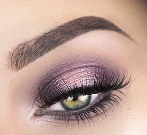 Smoky purple eye shadow Mattify cosmetics shimmery pastel eye makeup looks for winter long lasting eye makeup for oily eye lids with built in primer to absorb oil and stay crease-free all day